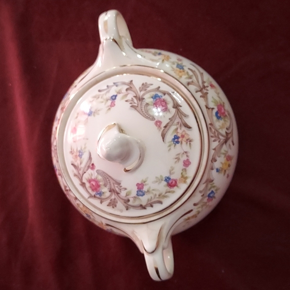 TaylorSmithTaylor Sugar Bowl w/ Lid # 4435 pattern Made in USA. - Picture 1 of 12